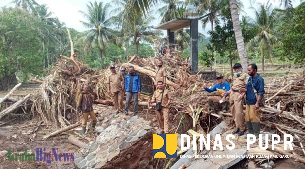 UPT PUPR, P3A dan Warga Tangani Dampak Banjir Secara Swadaya